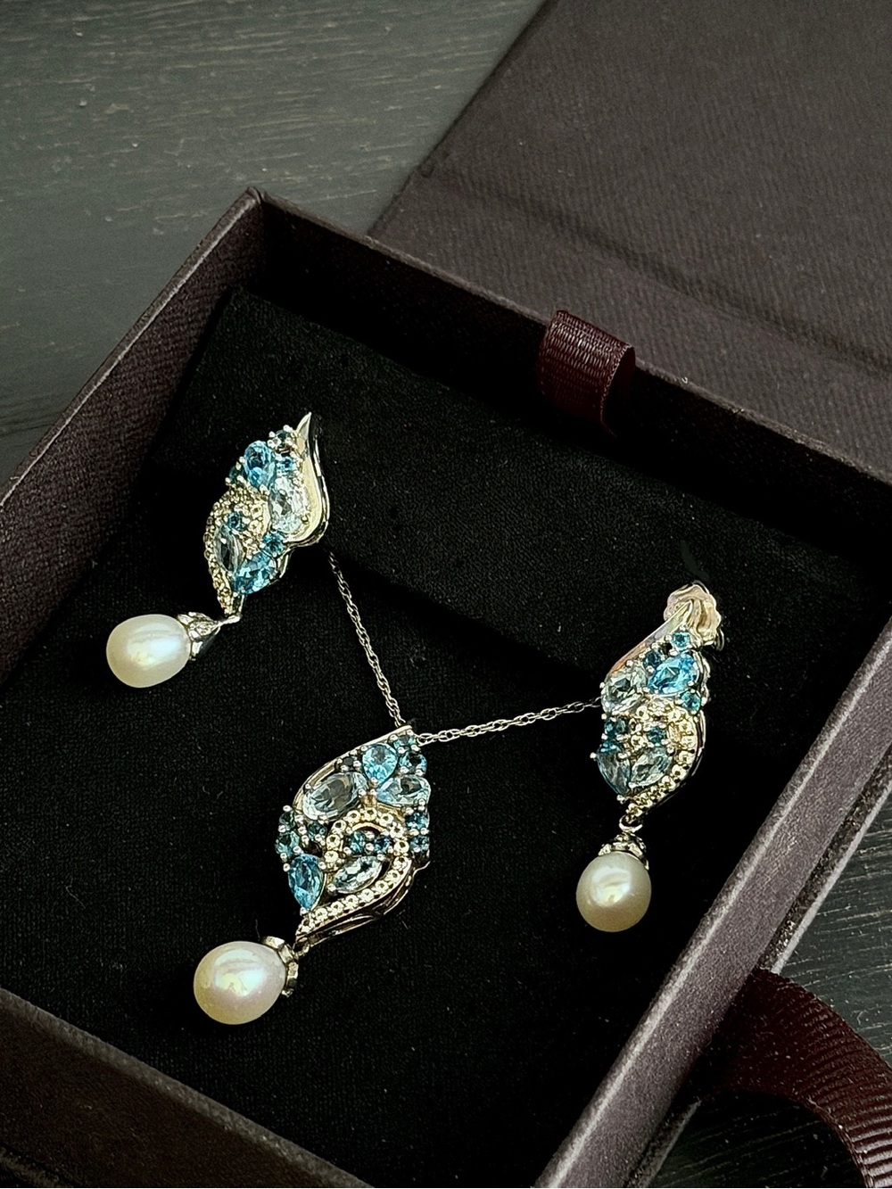 Fred Meyer Jewelers Sterling Silver Blue Topaz & Fresh Water Pearl Jewelry Set